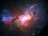 Bilde av verdensrommet - 'The Early Cosmos' - Opphav: X-ray (NASA/CXC/Virginia/A.Reines et al); Radio (NRAO/AUI/NSF); Optical (NASA/STScI)